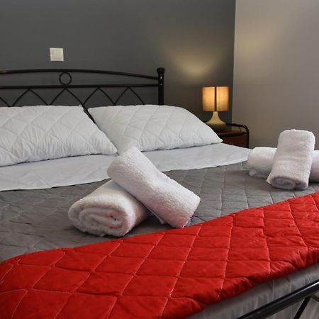 Andros Guesthouses Esterno foto
