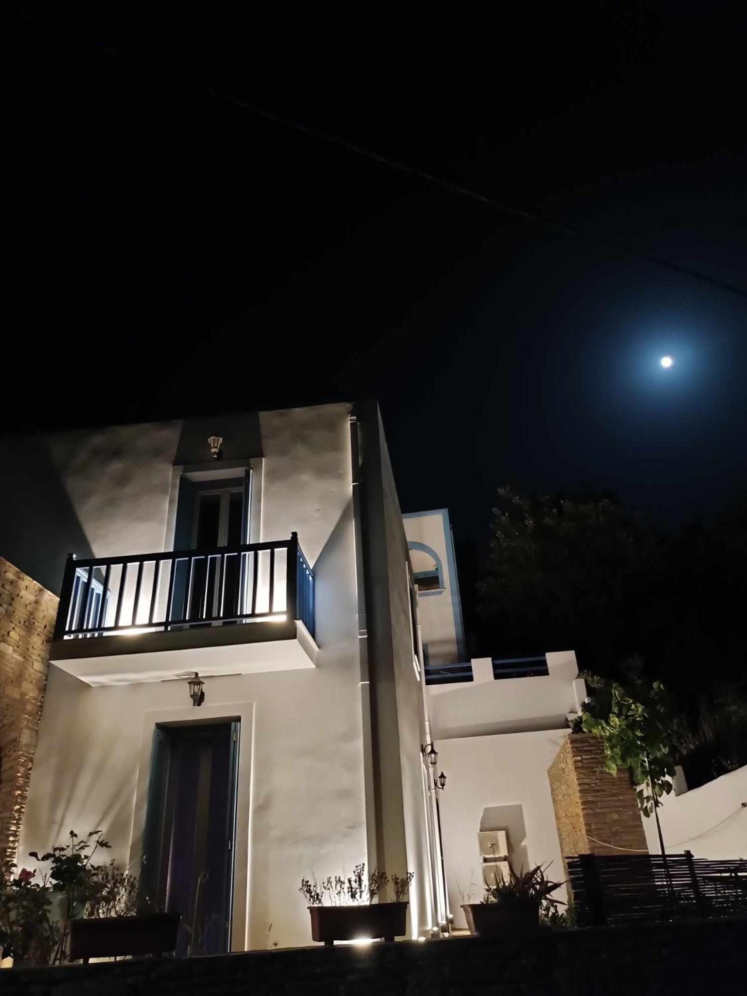 Andros Guesthouses Esterno foto